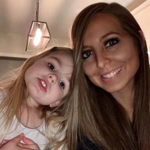 Meet your Posher, Casey